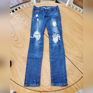 Machine Jeans‎